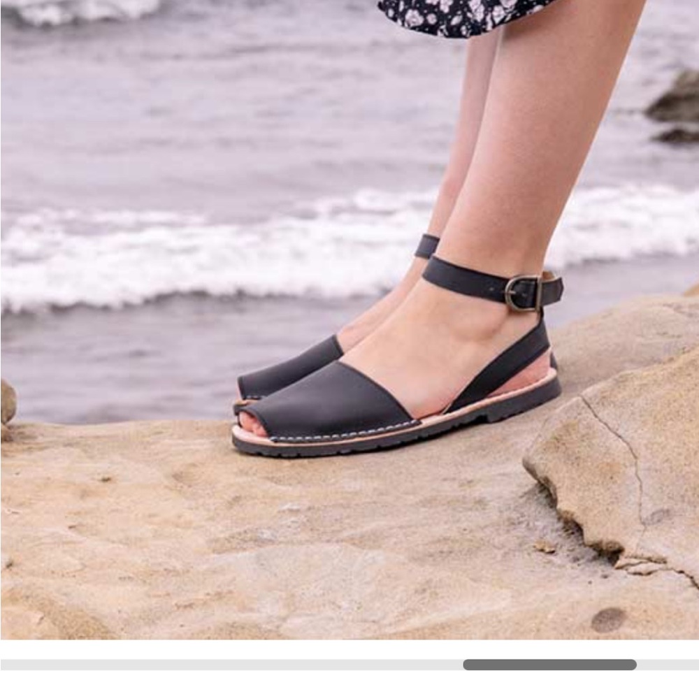 Black Ankle Strap Pons Avarca - Picture 7 of 7